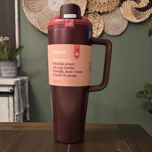 Owala FreeSip Tumbler in Black Cherry 40 oz! New! Limited Edition!